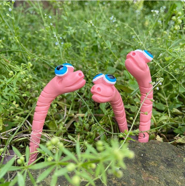 跨境新品有趣的昆虫盆栽装饰树脂雕像户外花园工艺装饰奇特的礼品