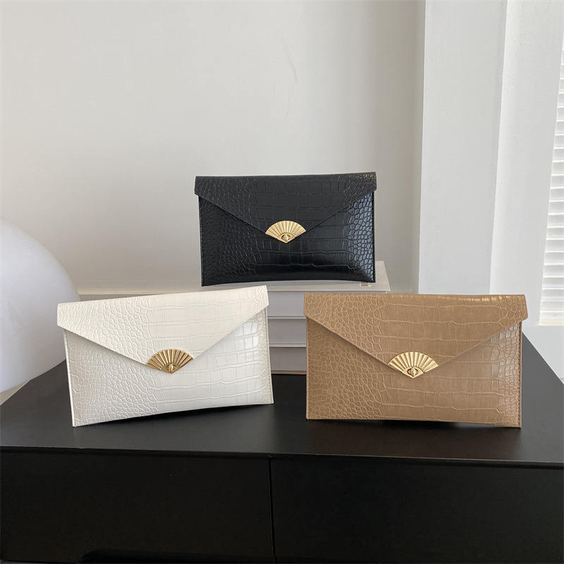 鳄鱼纹手抓包女士时尚收纳内胆包2023夏季新款信封包收纳内胆钱包