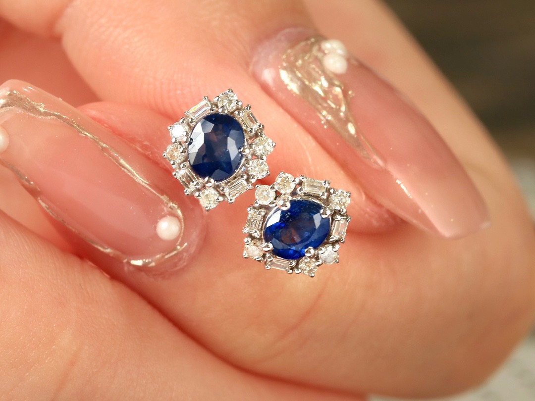 au750金天然斯里兰卡蓝宝石耳环18k金钻石耳钉配grc大证主石1克拉