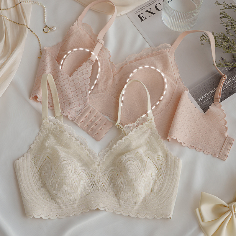 超薄款正品内衣感蕾丝大胸显小胸罩无钢圈收副乳无痕凉感文胸套装