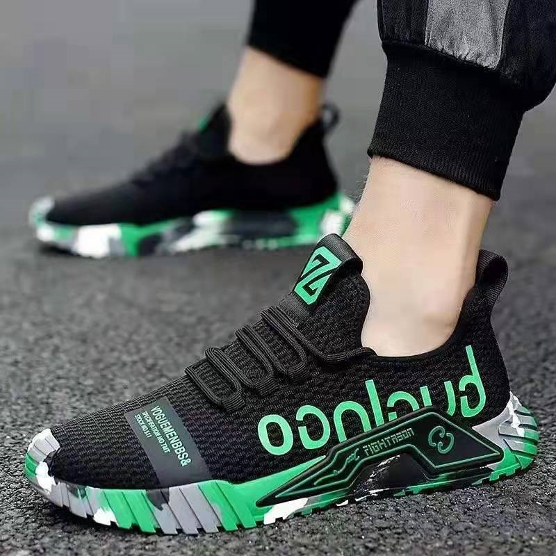 2023 Spring and Autumn New Casual Sneaker Lightweight Fashion Running Shoes Korean Trendy Breathable Flyknit Men's Shoes Wholesale