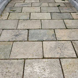 供应老石条旧石板 户外花园庭院铺路石 公园台阶石踏步石老石块