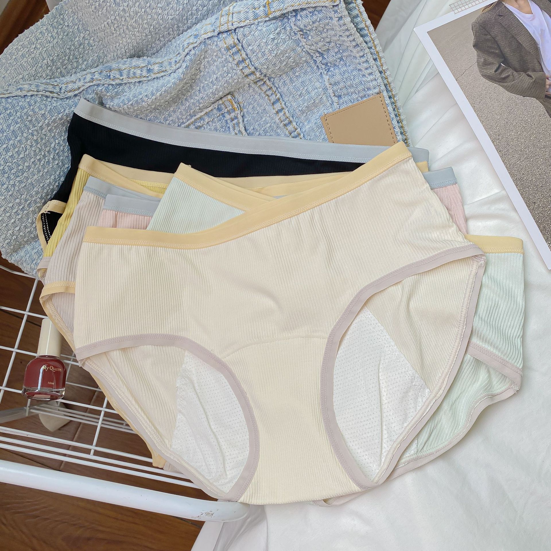 n8102 细罗纹简约生理裤经期防漏内裤女中腰少女可爱大姨妈三角裤