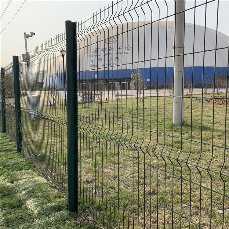 桃型柱护栏网 围墙护栏铁丝网 小区别墅金属防护网工厂防护隔离网