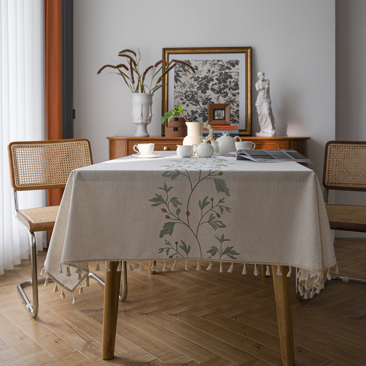 Yi Qiyun Dining Table Fabric Flower Embroidered Tablecloth Artistic round Table Dining Table Fabric Rectangular Factory Straight Hair