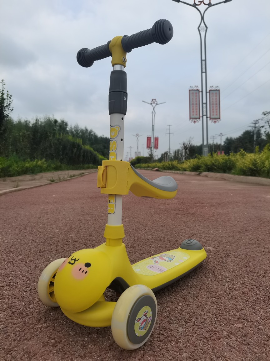 儿童滑板车两轮二轮男孩小孩宝宝单脚代步车2-3-6岁8女初学者折叠