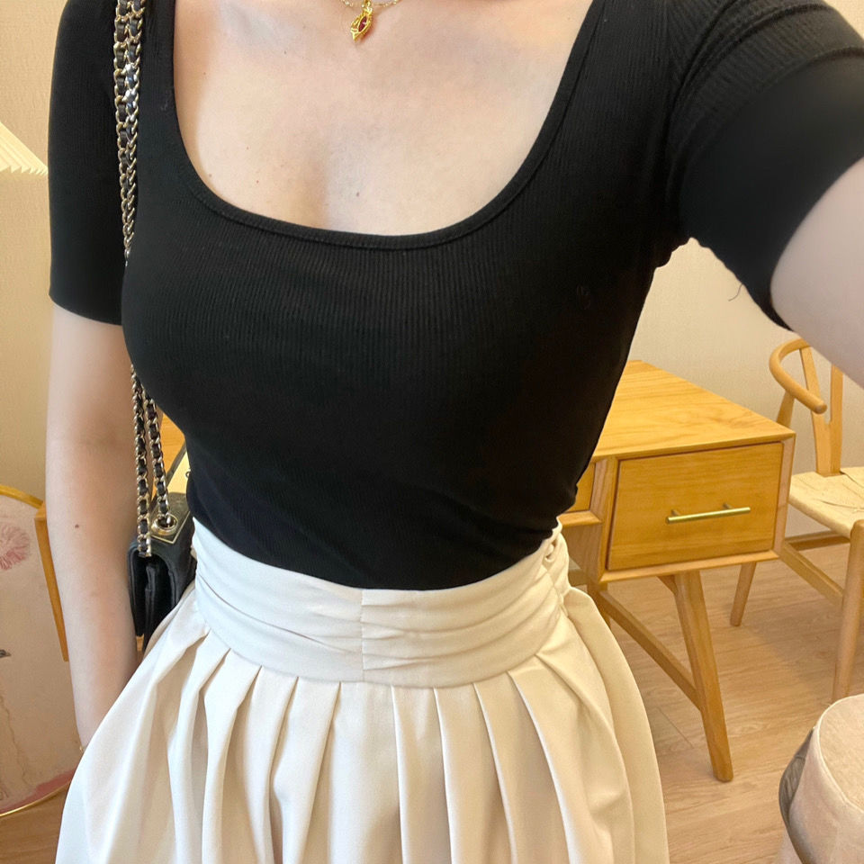 章蜜糖 显胸大腰细 温柔性感紧身显瘦复古百搭大u领短袖t恤上衣女