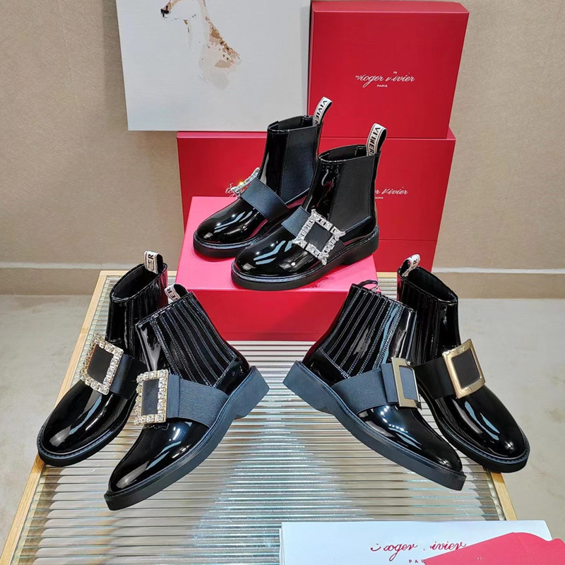 唐嫣同款短靴女秋冬新款rv水钻方扣真皮马丁靴切尔西漆皮平底女靴