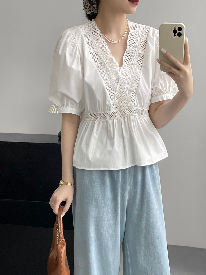 Taochuan [White Moonlight Shirt] Gentle Lace Stitching Shirt Women's Korean Style Hollow Thin Waist-Controlled Top 2258