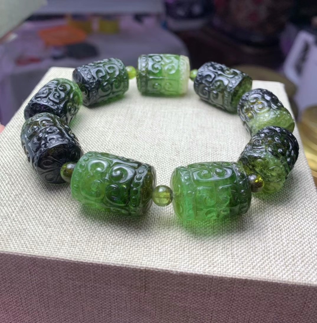 批发 天然碧玺雕刻回纹珠手串 碧玺回纹桶珠 古珠手链 品相如图