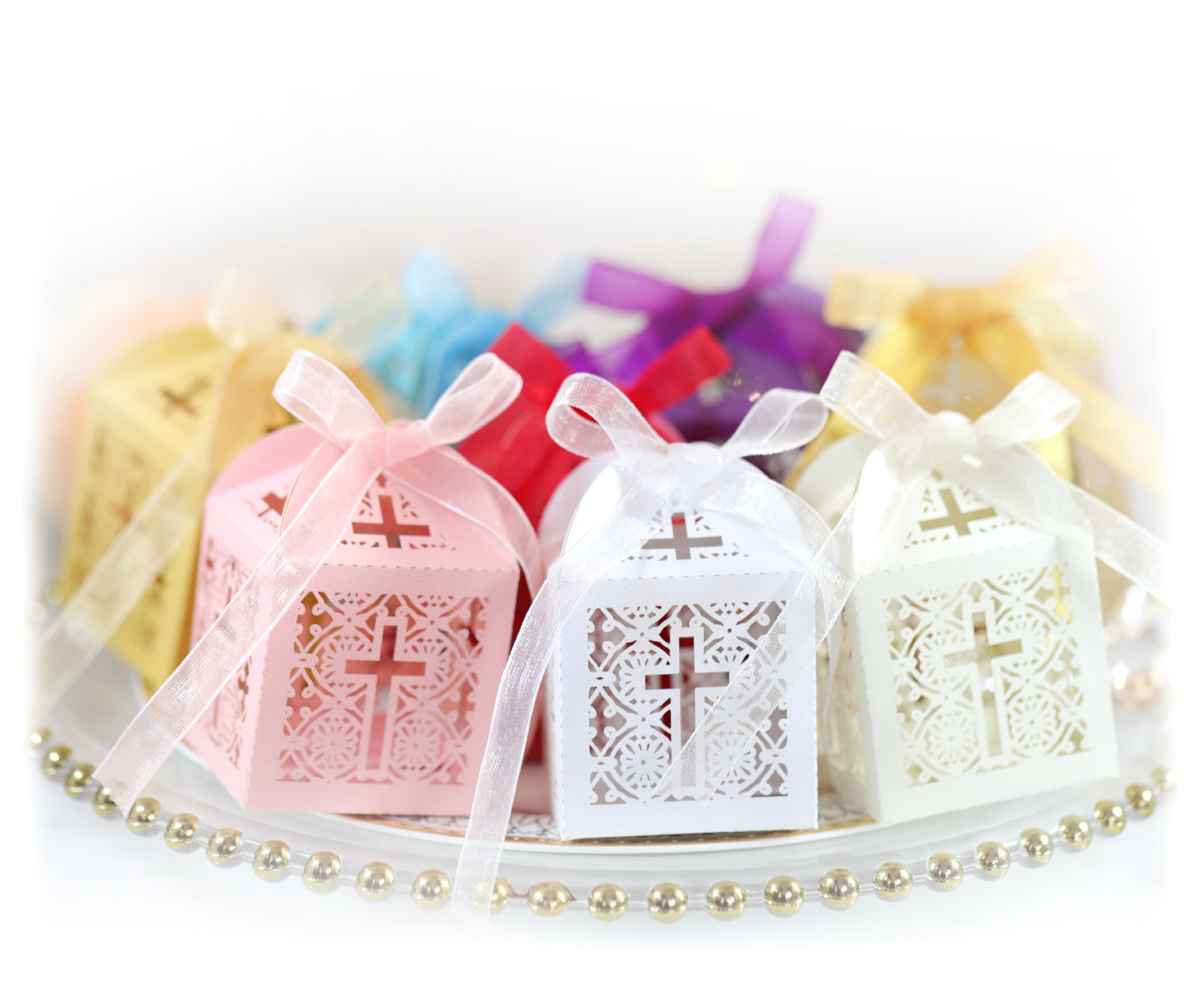 基督教十字架激光镂空打孔喜糖盒 节日糖果盒纸盒福建工厂批发