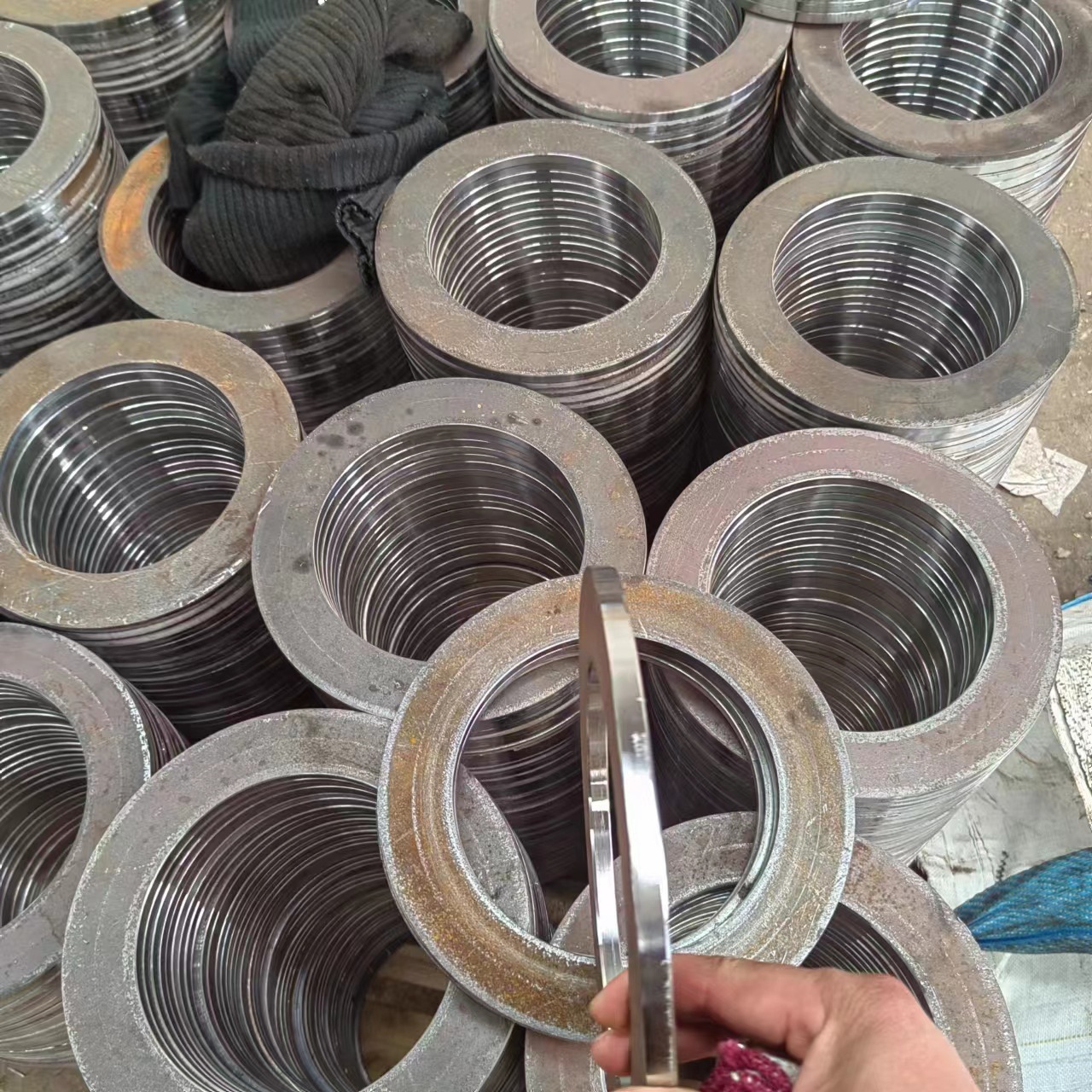 a3钢板圆盘 桩芯托板 止水环 止水翼环 垫片 支架底座 铁盘底座