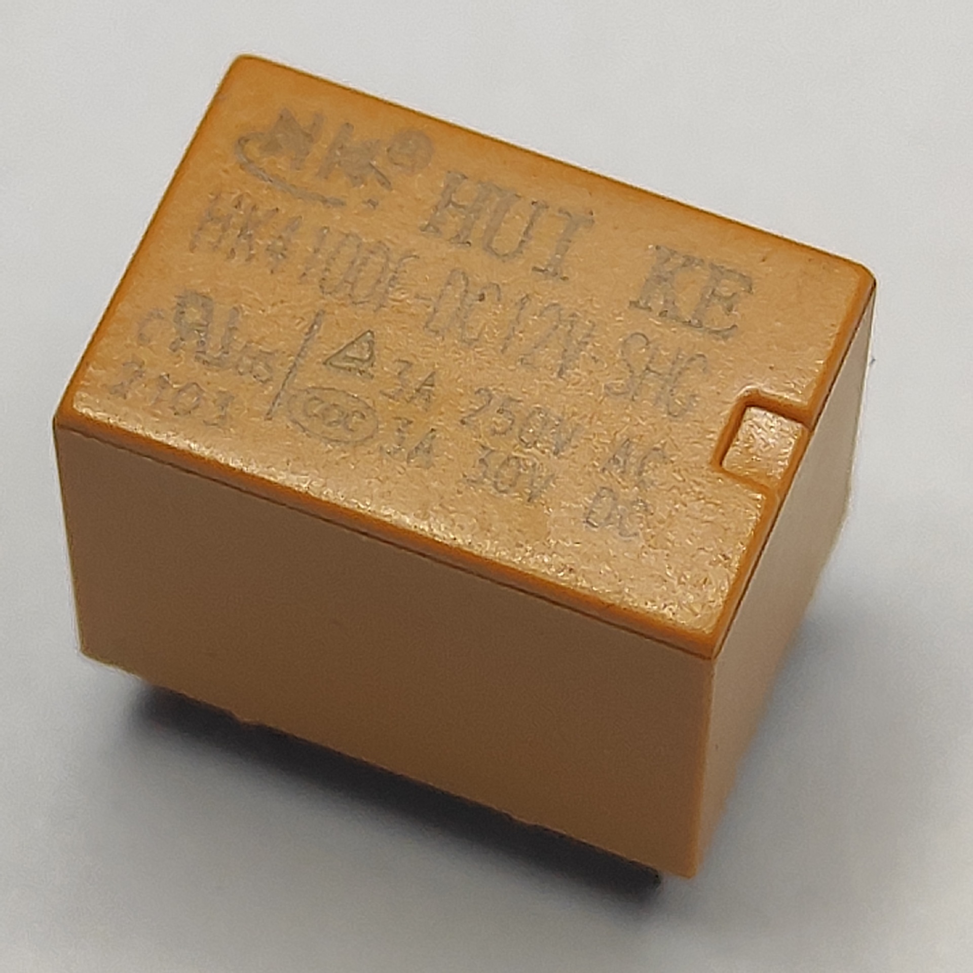 汇科信号小型继电器hk4100f-dc12v-shg 6脚3v 5v 9v 24v 现货