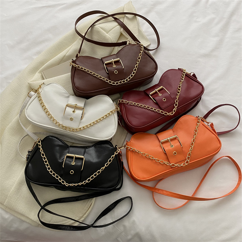 Wholesale Bag Saddle Women's Bag 2022 Winter Fashion Solid Color Chain Underarm Bag Minority Simple Shoulder Messenger Bag