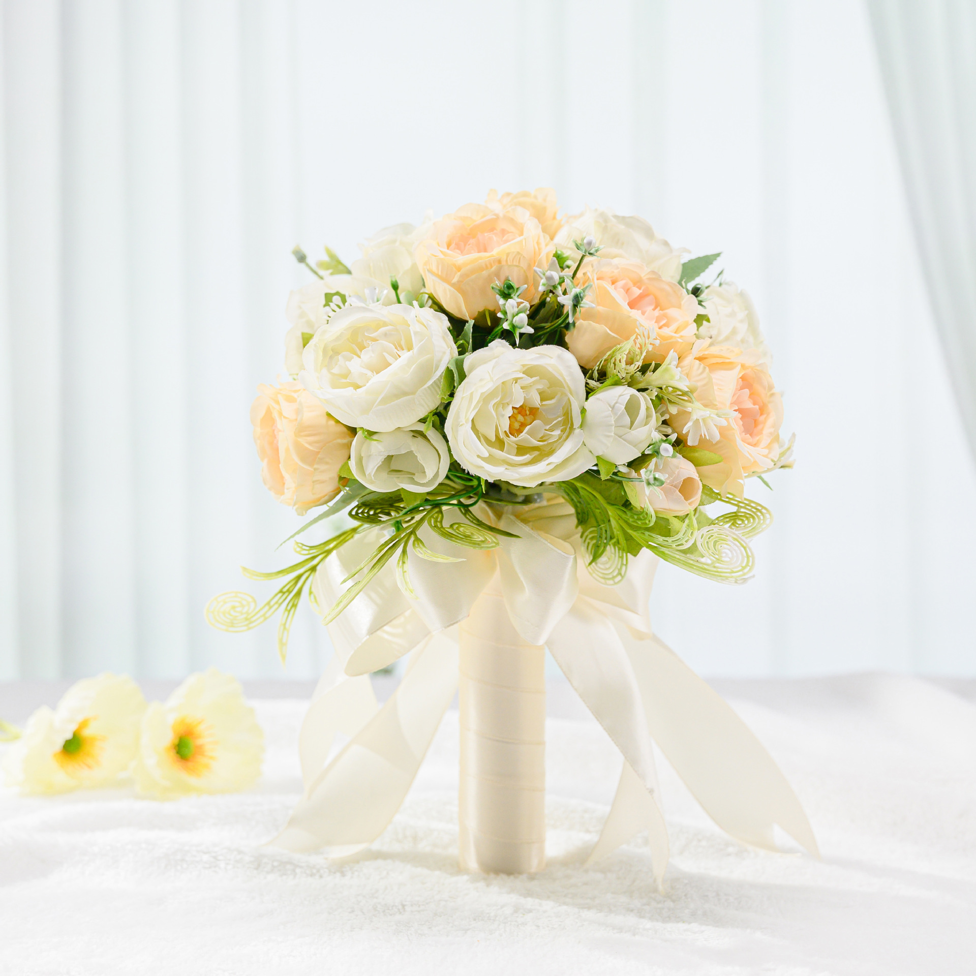 领证手捧花结婚郁金香花束仿真捧花鲜花新娘婚纱拍照道具头纱登记