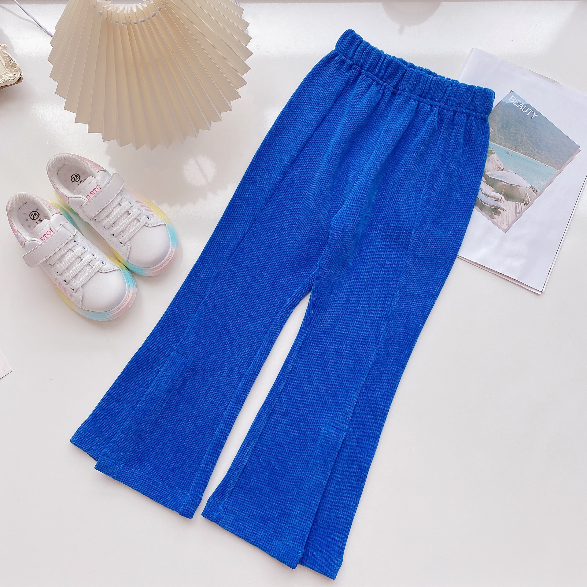 女童裤子2022早春新款中大童儿童条绒休闲喇叭裤童裤预售15天