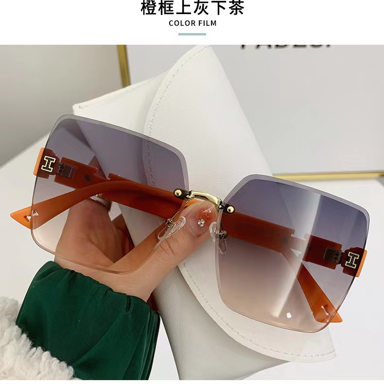 2023 New Tiktok Frameless Trimming Advanced Sense Large Square Frame Sunglasses European and American Personalized Trend Internet-Famous Sunglasses