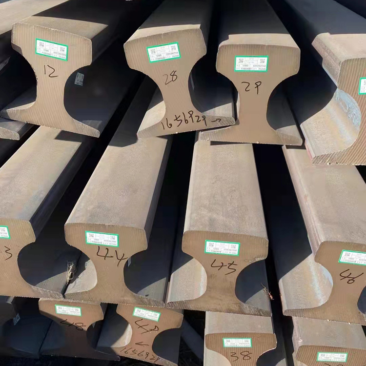 天津轻型钢轨 u71mn轻轨 行车轨道用30公斤道轨钢 可切割打孔