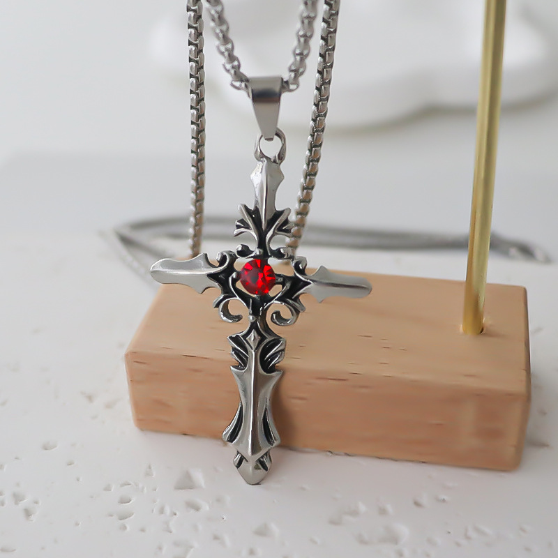跨境热卖十字剑吊坠男潮酷金属合金项链女时尚穿搭单品饰品配饰批