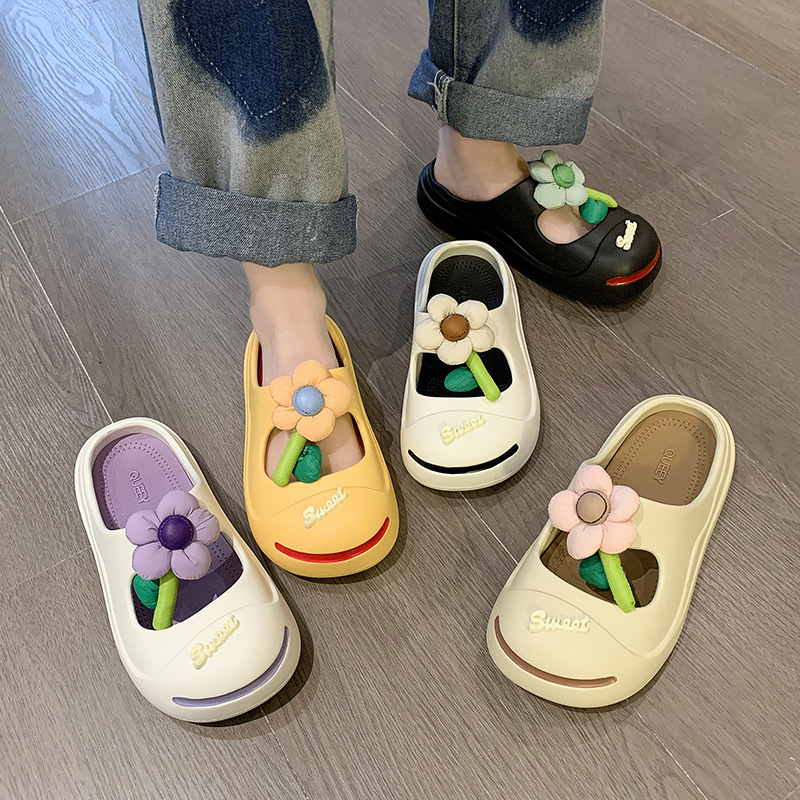 Candy-Colored Flower Closed-Toe Slippers Women's Summer Wear New Cute Slip-on Platform Sandals Beach Hole Shoes Women