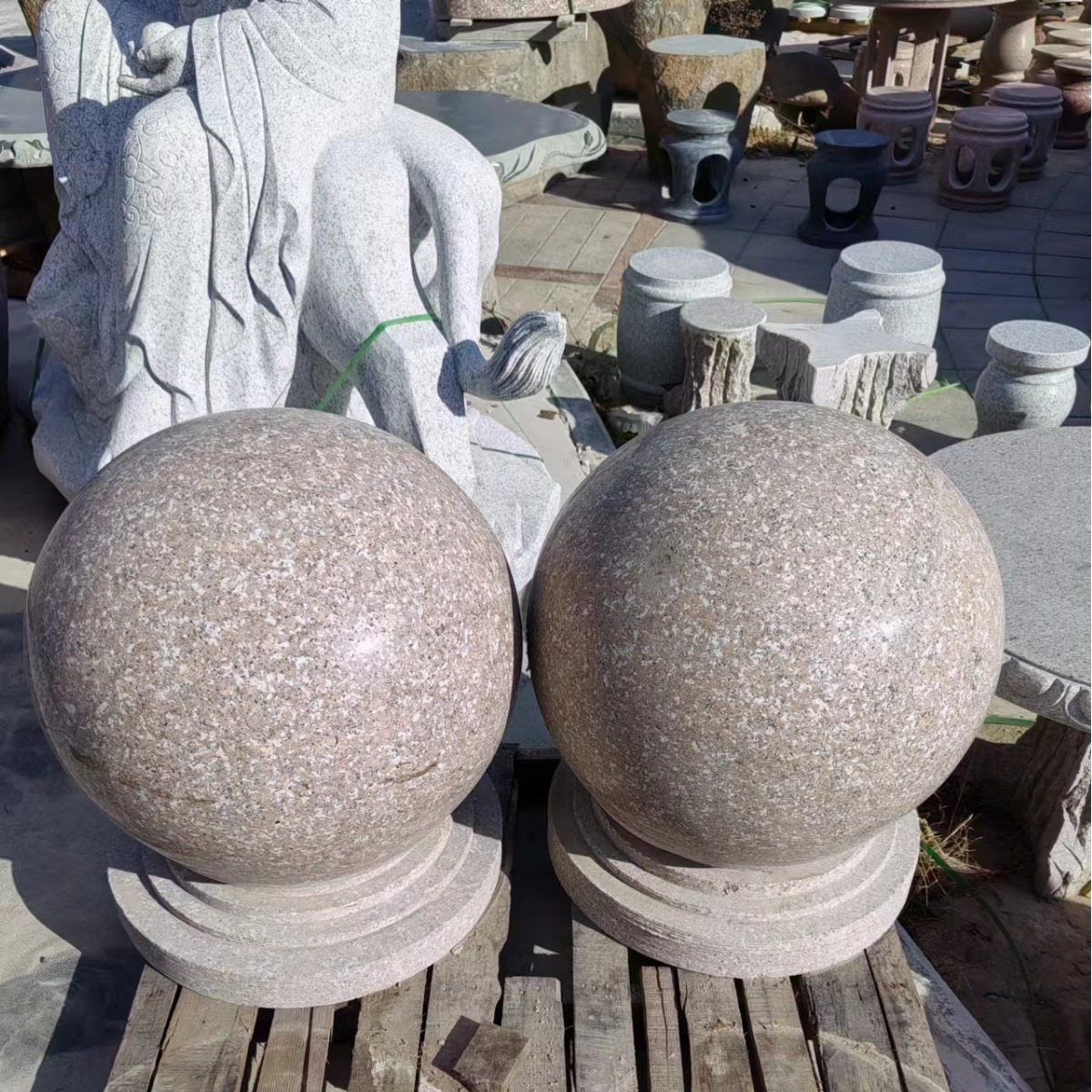 挡车圆球拦路石墩 花岗岩芝麻灰户外广场工程车止石墩圆球障碍球