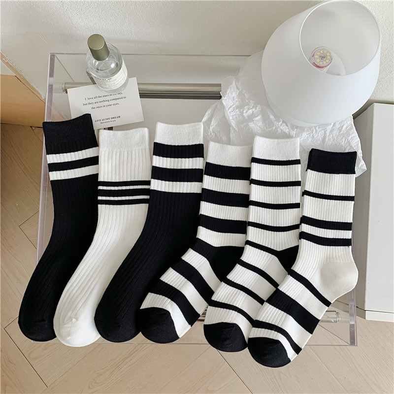 袜子女日系黑白条纹中筒袜ins潮秋冬双针女袜子简约运动袜长筒袜