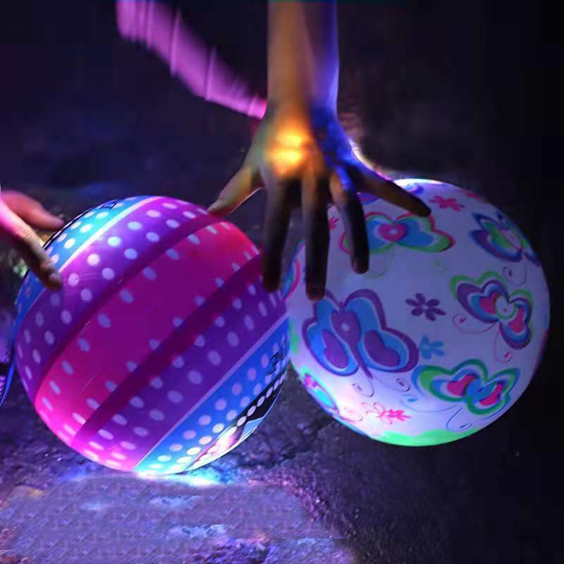 Children's Football Flash Luminous Basketball Night Market Pat Ball Night Market Stall Hot Sale Luminous Ball Toy Stall