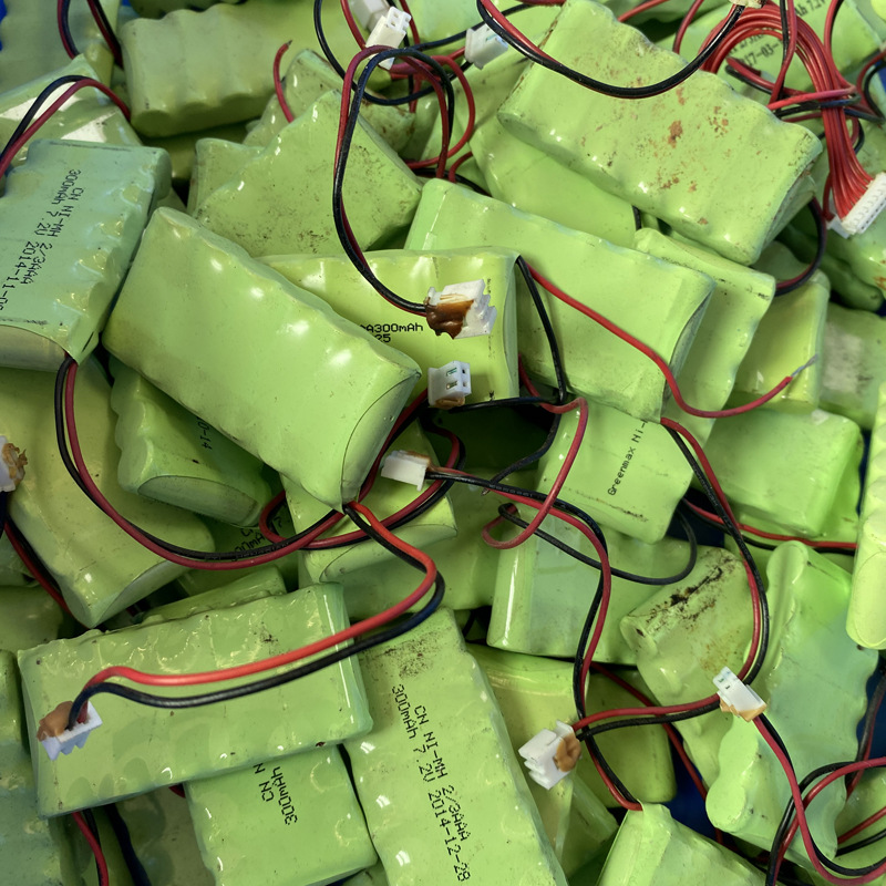 专业回收废旧电池 18650圆拄电池回收 铅酸聚合物手机电池回收