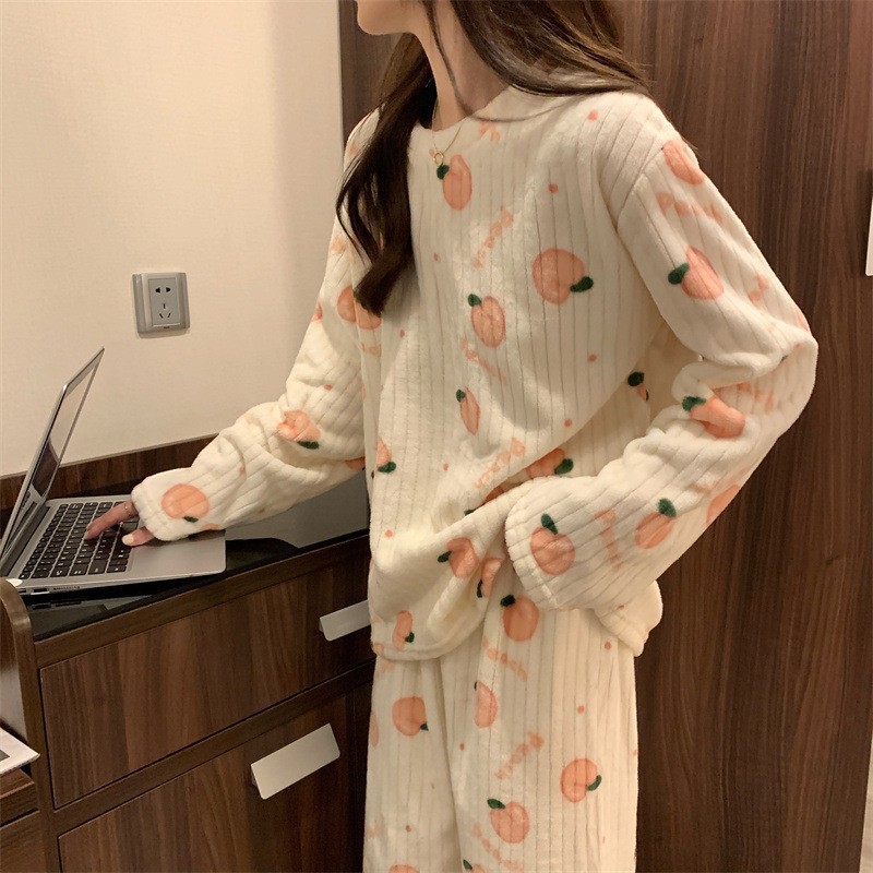 2023 Autumn and Winter Coral Velvet Pajamas Women's Cute Flannel Home Wear Fashion Loose Thick Cardigan Two-Piece Suit