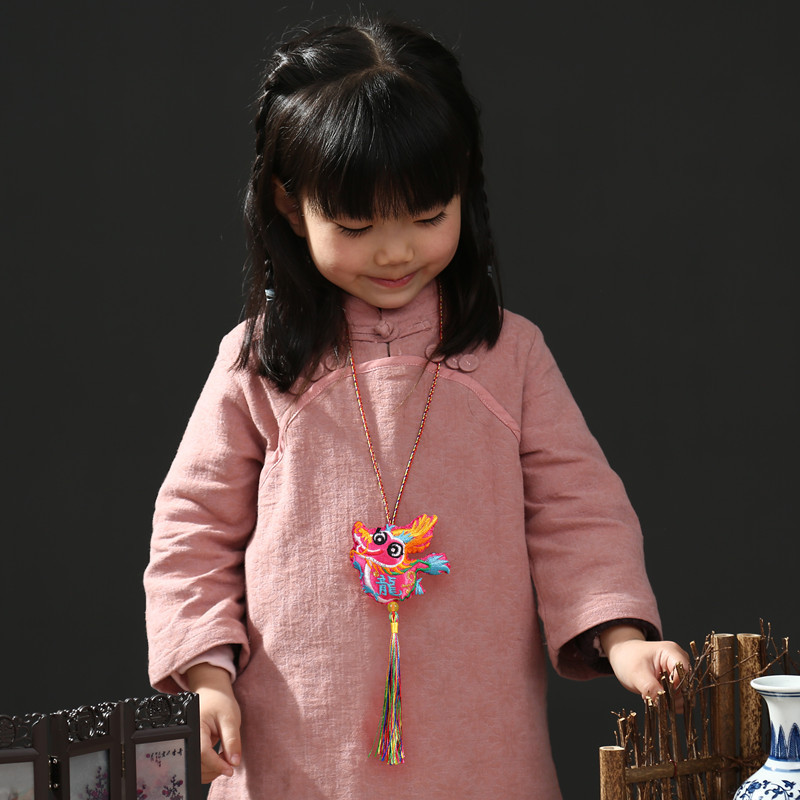 端午节香包传统刺绣十二生肖会响儿童挂脖香囊香袋古法荷包小礼物