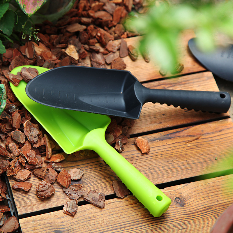 wholesale small sized fruit ting gardening shovel thickened succulent soil shovel  litter shovel digging soil shovel gardening planting and loosening tools