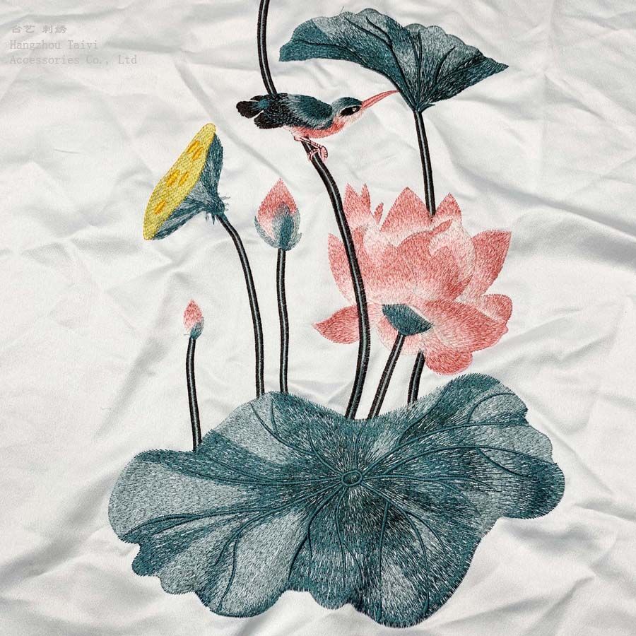 彩色 立体绣花 荷花定制面料绣花 旗袍辅料 汉服面料 裁片绣花