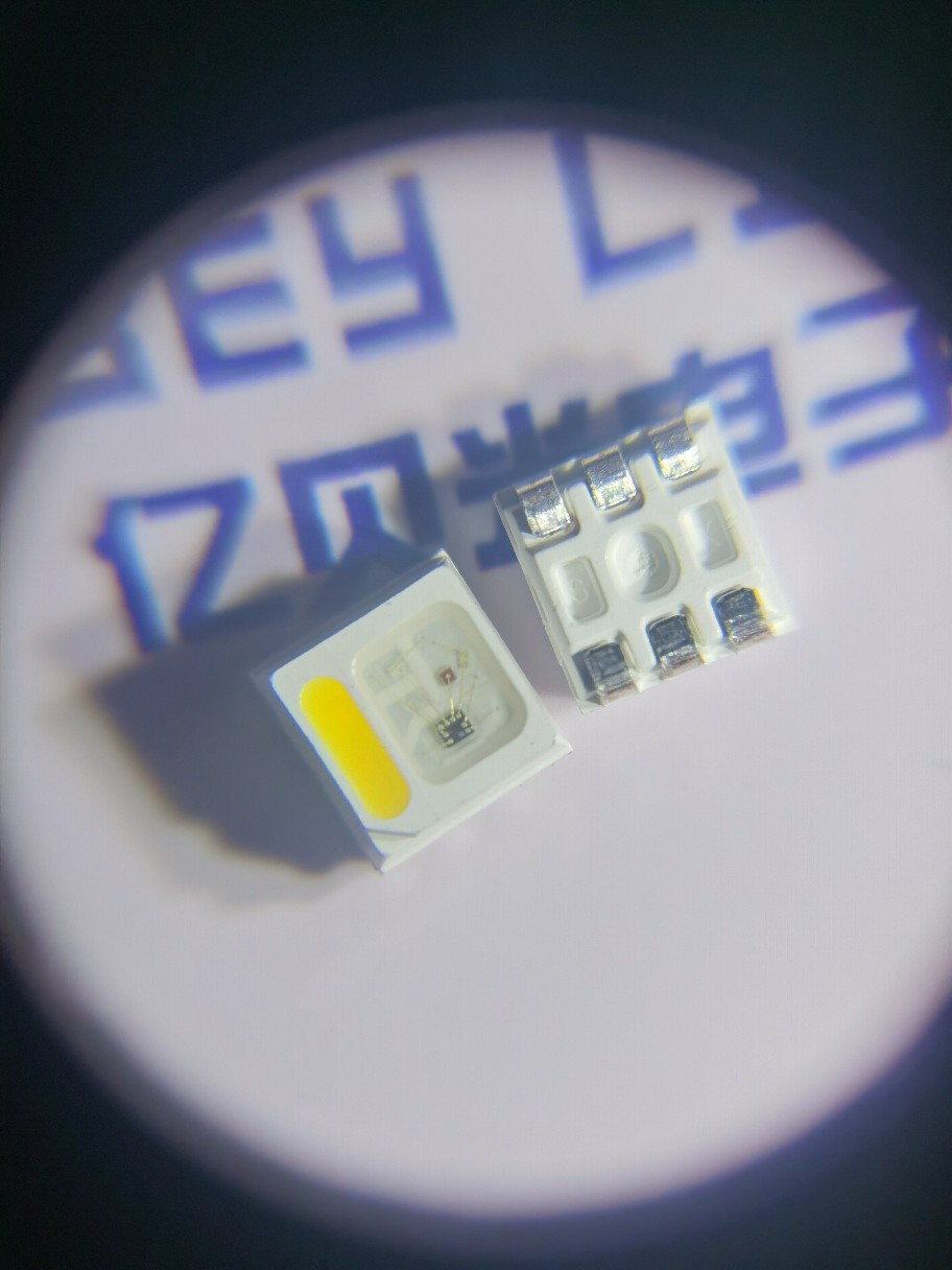 sk6812 mini rgbw led 灯珠 内置ic 全彩幻彩灯珠 rgbw dc5v 3535