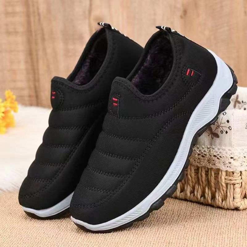 Winter New Old Beijing Women's Cotton Shoes Velvet Sport Leisure Warm Mom Shoes