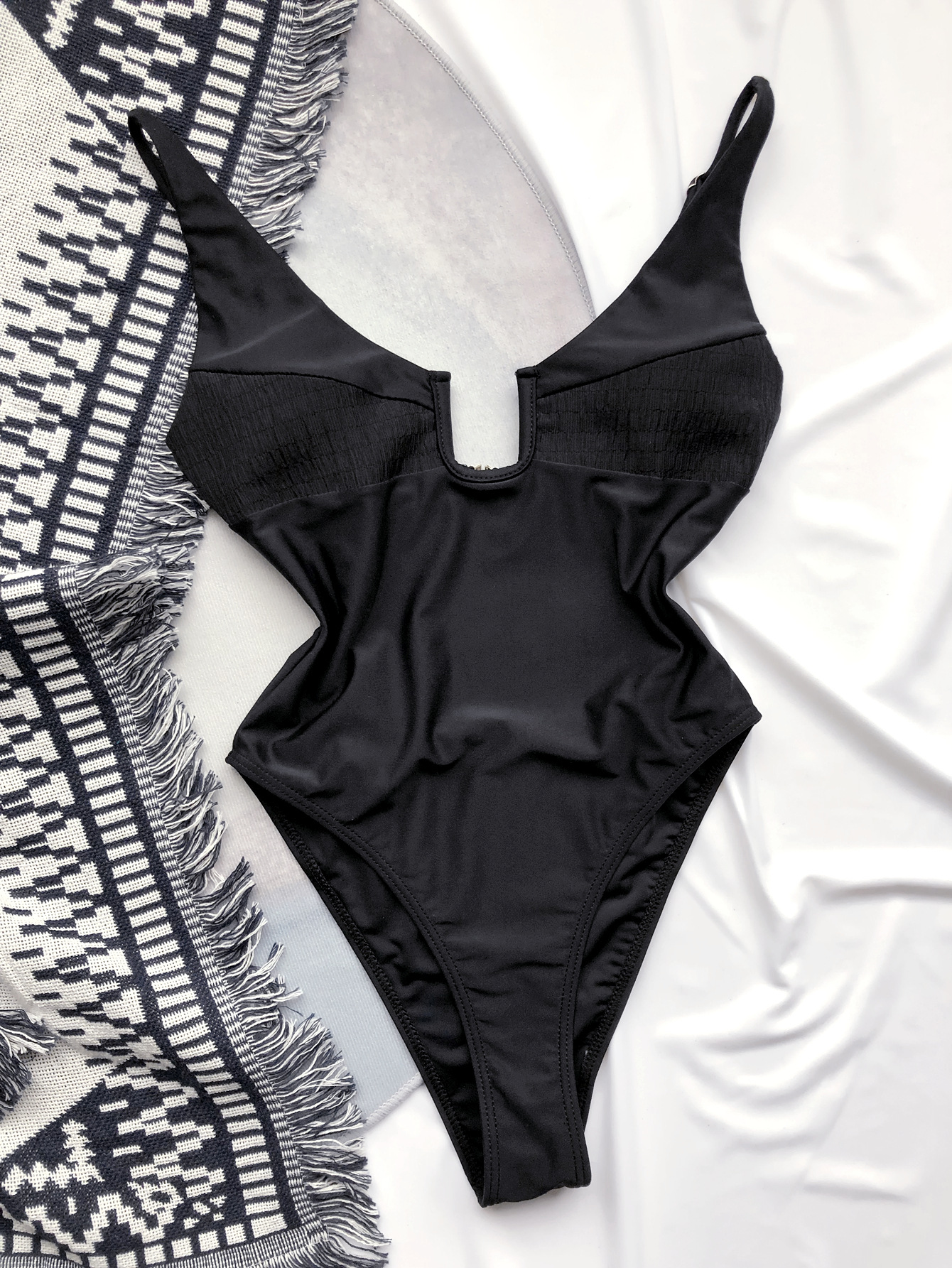 鸾果新款一体式钢托比基尼欧美性感u托泳衣速卖通亚马逊泳装76644