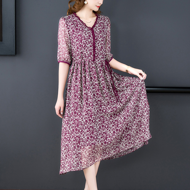 High-End Floral Dress Women's Summer 2023 New High-Grade French Style Temperament Mom Wear Large-Sized Skirt