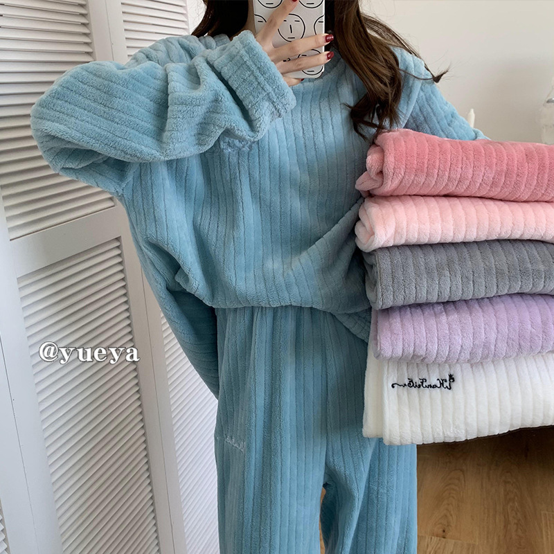 秋冬珊瑚绒睡衣女长袖加厚家居服月牙水蜜桃舒棉绒大码时尚女套装