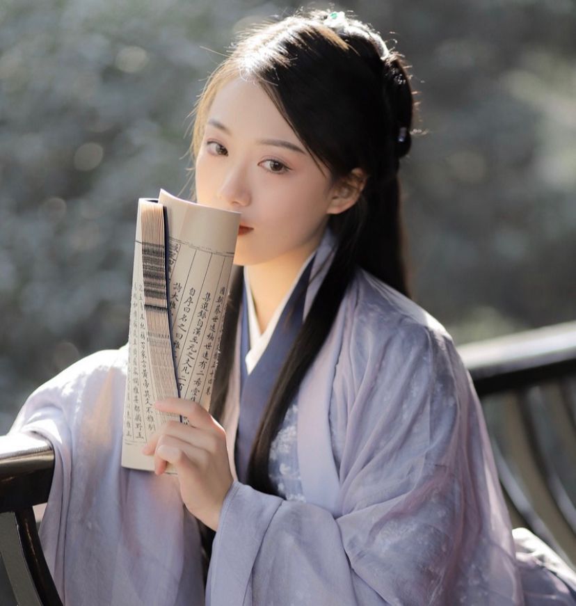 仿古书表演汉服弟子规道具三字经写真手持拍照书本复古学生笔演出