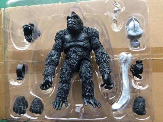 蚂蚁px限定黑白版 骷髅岛 金刚 kingkong 7寸 手办 盒装
