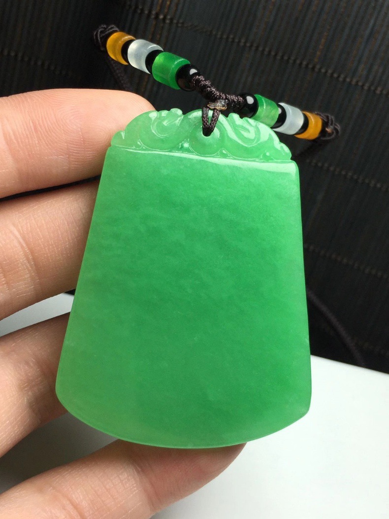 缅甸翡翠a货挂件满绿糯冰种平安无事牌男女款玉坠吊坠包邮带证书