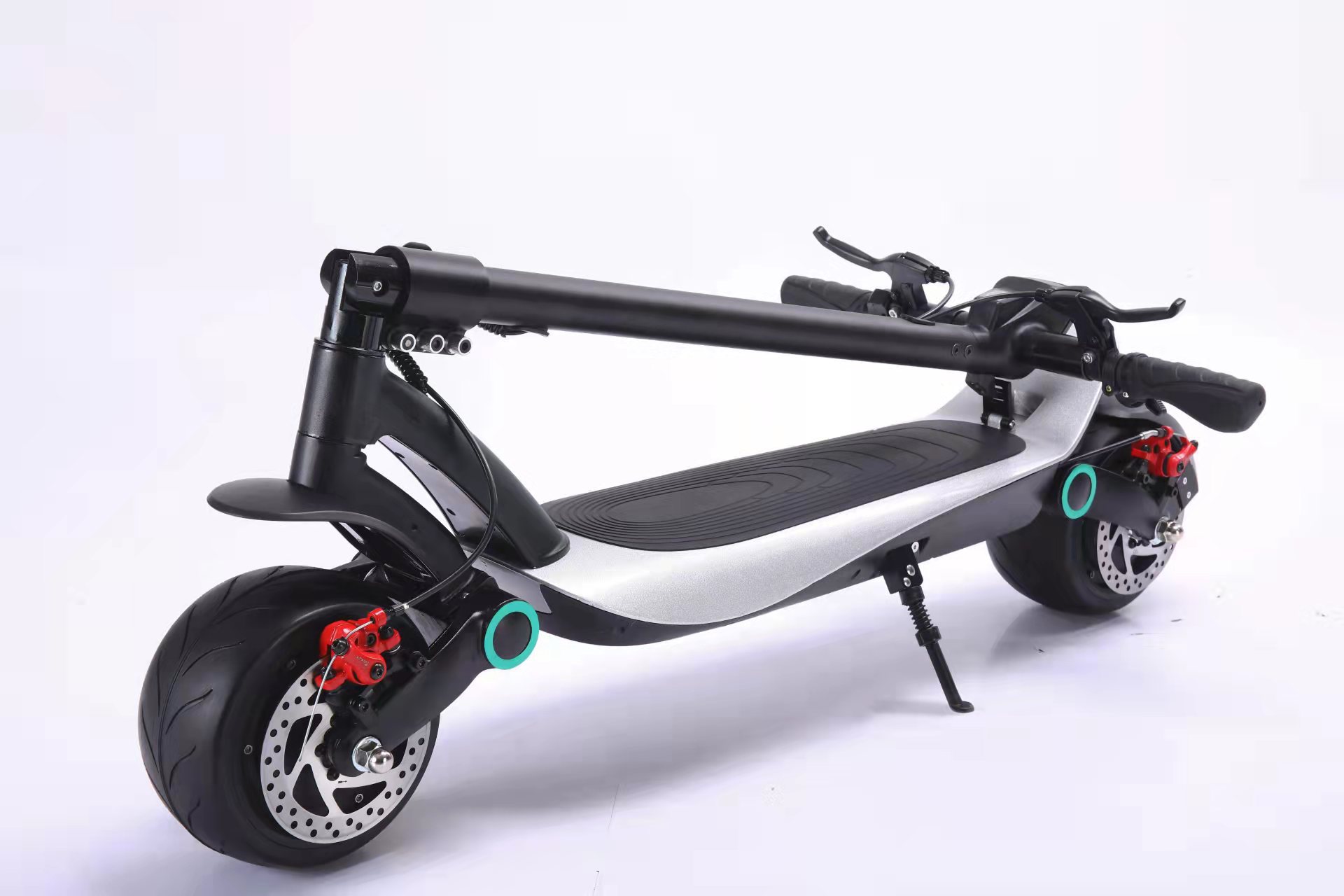 源头厂家直销成人折叠滑板车超大户外代步越野 电动滑板车电瓶车