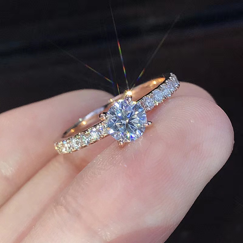 热卖欧美爆款简约锆石戒指时尚求婚订婚指环925银仿真钻石对戒批