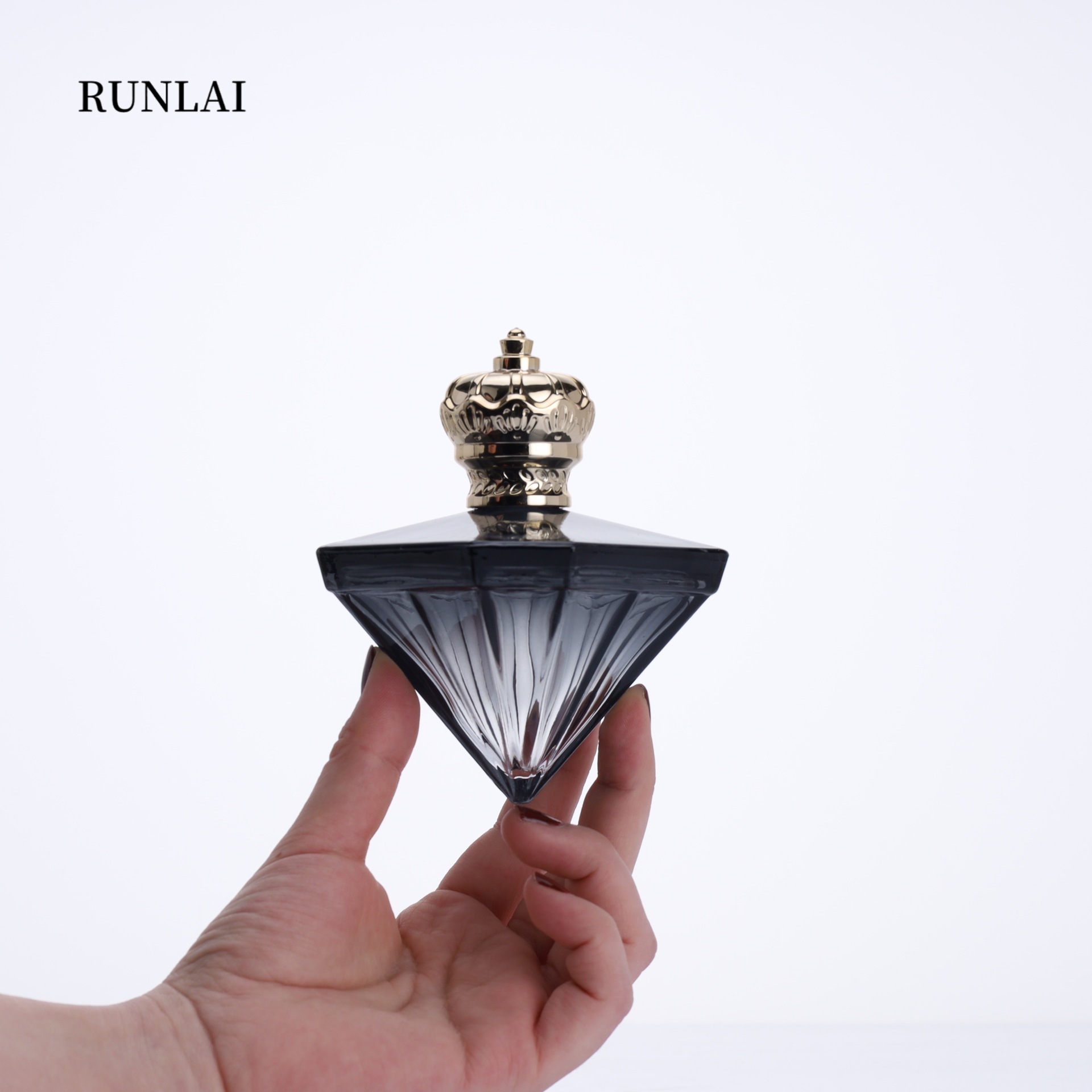 厂家现货复古高档钻石形状高颜值香水瓶裸瓶70mlperfume bottle