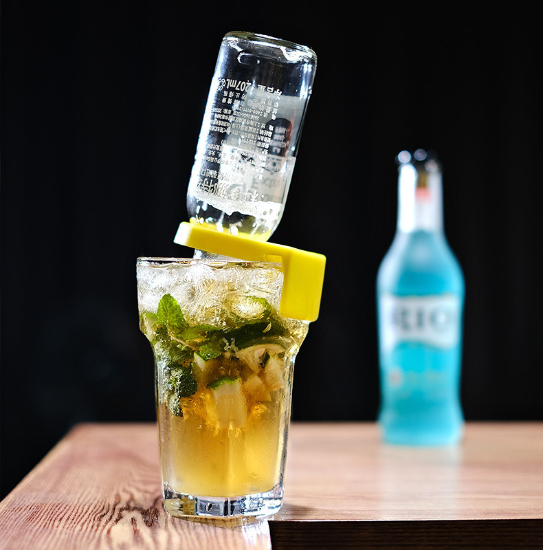 鸡尾酒卡扣杯创意玻璃杯倒扣高脚杯子啤酒杯扎啤杯个性酒杯饮料杯