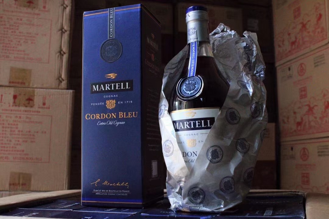 ll法国洋酒 蓝带xo级干邑白兰地700ml中英文