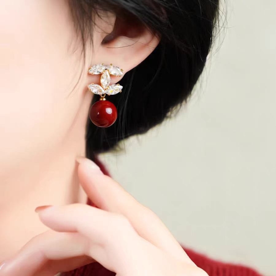 New Year Red Classic Style Zircon Letter Pearl Earrings for Women 2024 New Light Luxury High-Grade Unique Earrings