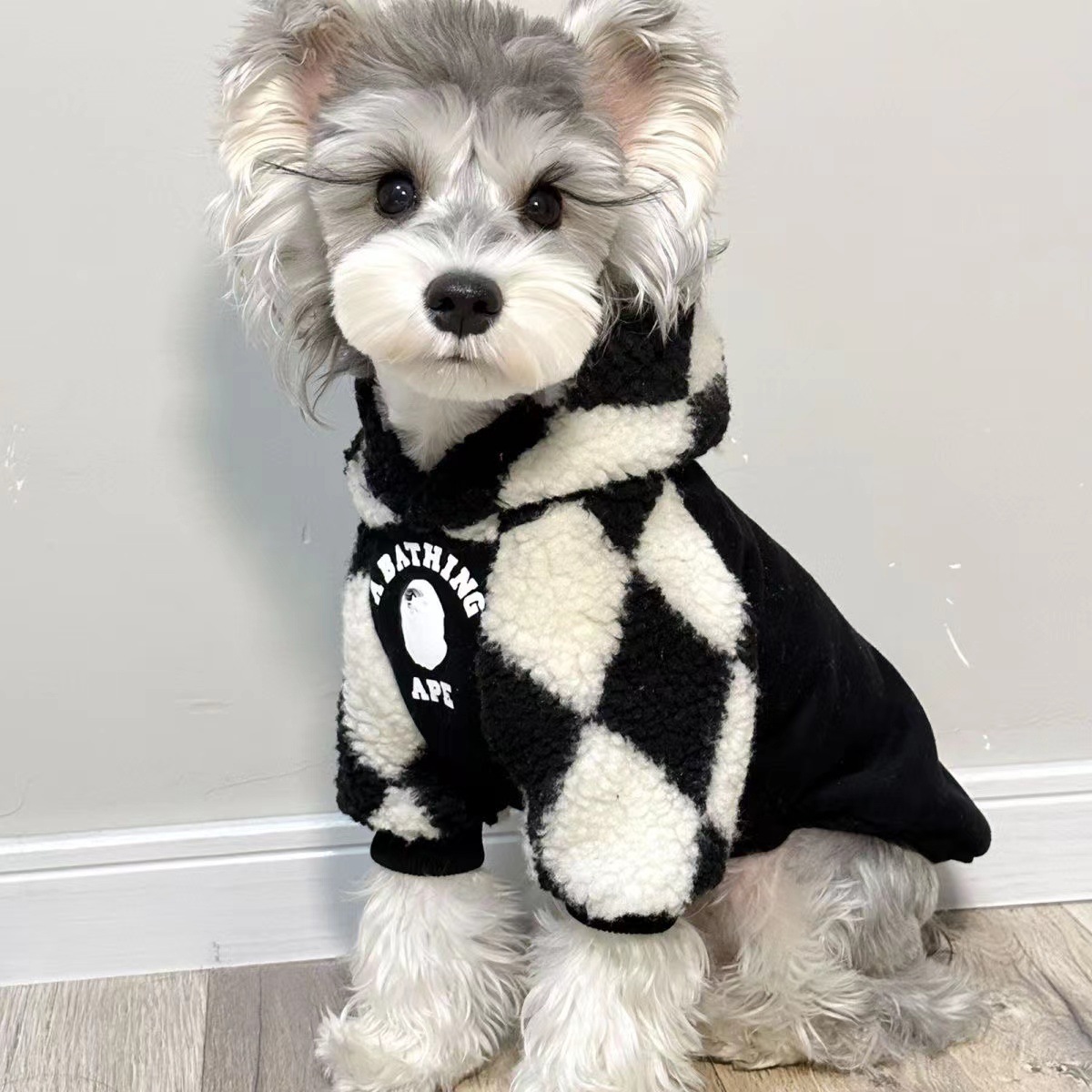 棋盘格拼色连帽加绒卫衣雪纳瑞泰迪中小型犬衣秋冬款宠物狗狗猫咪