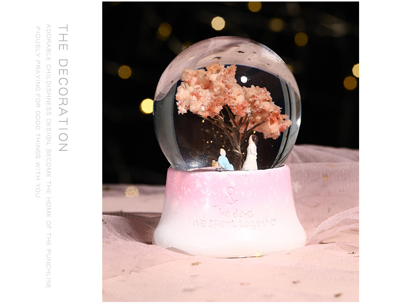 情侣樱花树水晶球发光装饰纪念品生日礼物送女生桌面树脂摆件520