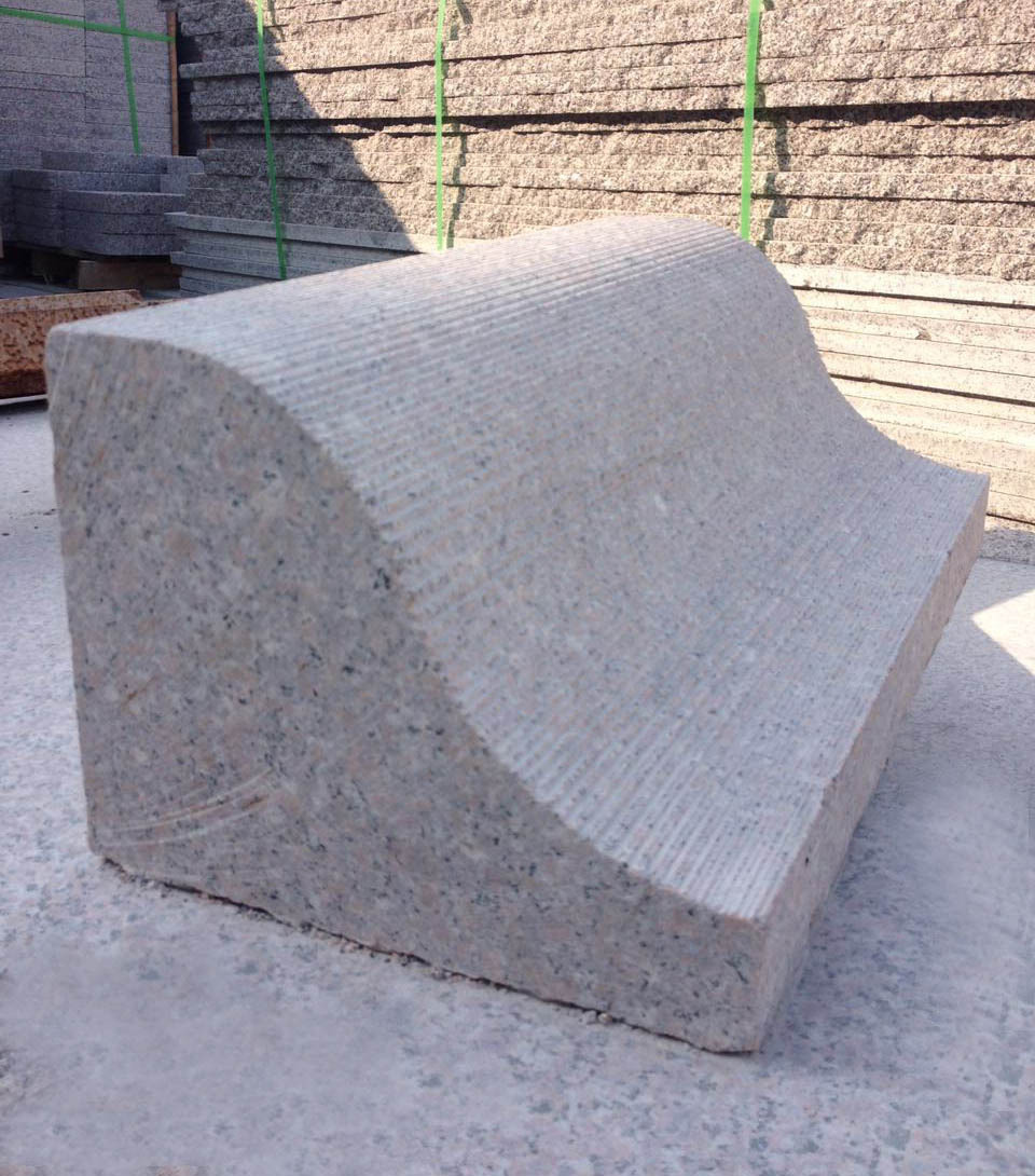 花岗岩五莲红s型路沿石拉丝面路侧石道路两侧用石 异型石材五莲红