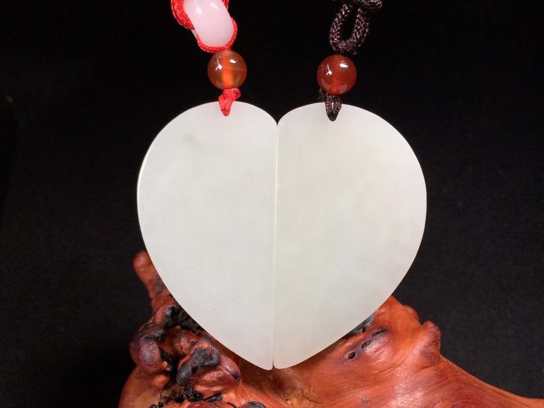 玉器保真玉石定情信物情侣玉吊坠一对和田玉石挂件项链心形龙凤佩